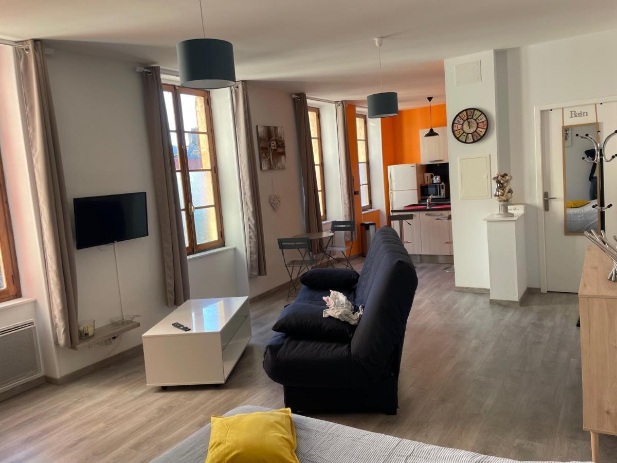 Millau Superbe Studio 35M2 Centre Ville Calme Et Ajoure Exterior foto